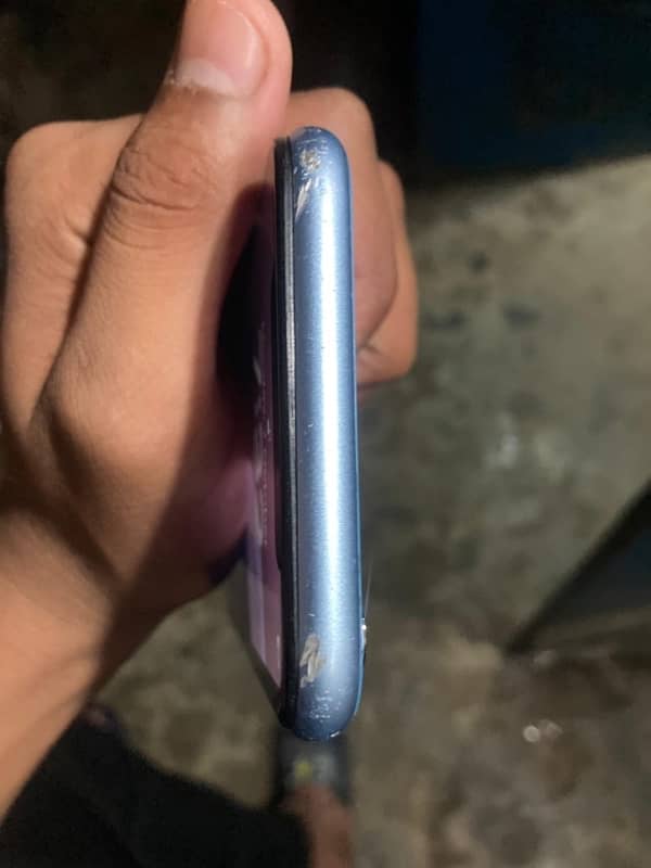 iPhone xr non pta jv 10by 8camra all ok urgent say 1