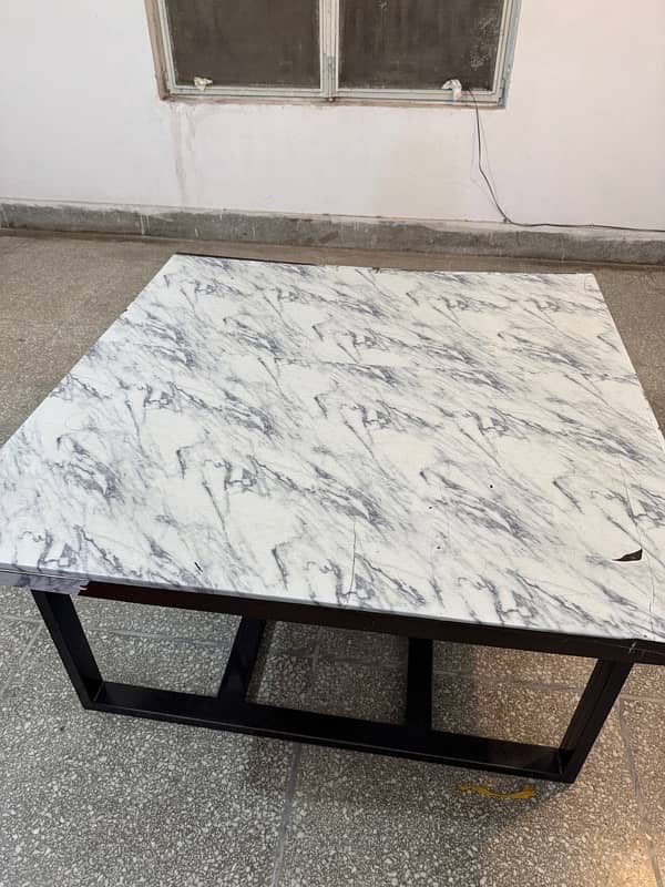 Centre table for sale 0