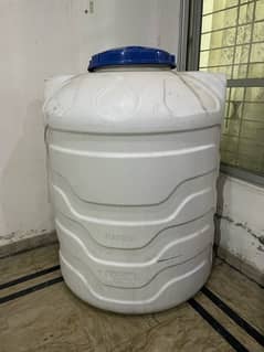 dura plast 1000 liters water tank for sale in new condition