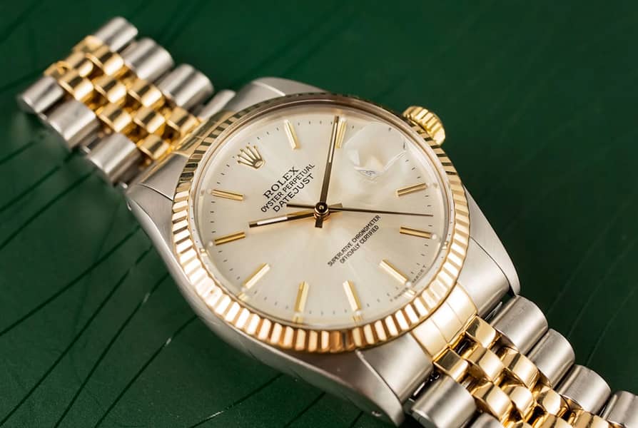 WATCH BUYER / Rolex President Chopard Happy Diamonds Breitling Avenger 13