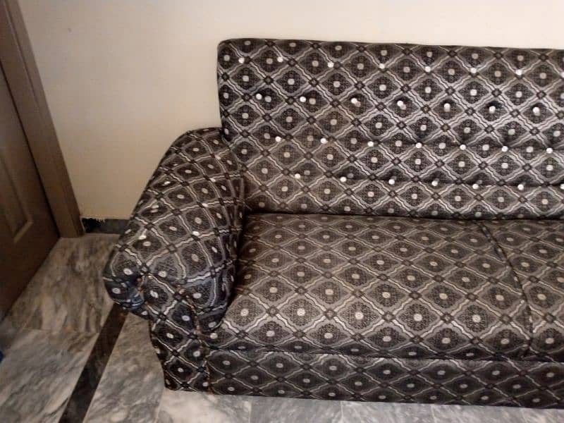 5 seater sofa 3