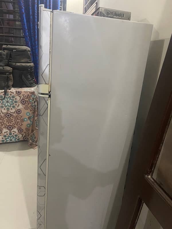 haier fridge good condition  gray color 2