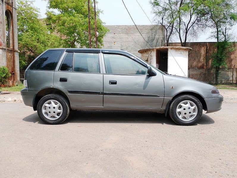 Suzuki Cultus VXR 2011 4