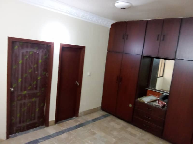 FLAT AVAILABLE FOR SALE IN PECHS BLOCK 2 3