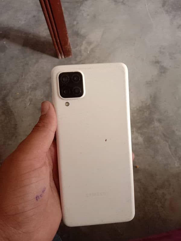 Samsung A12  4 64 GB urgent sale 2