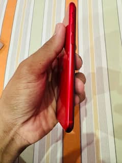 iPhone SE 2020 128gb factory unlocked lush condition urgent for sale