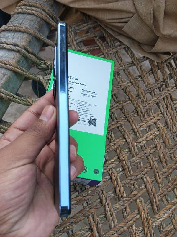 Infinix Hot 40i in lush condition With 8 month warranty 1