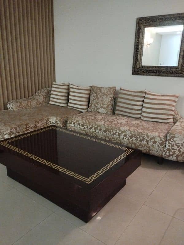 Sofa set,Devan and table set 2