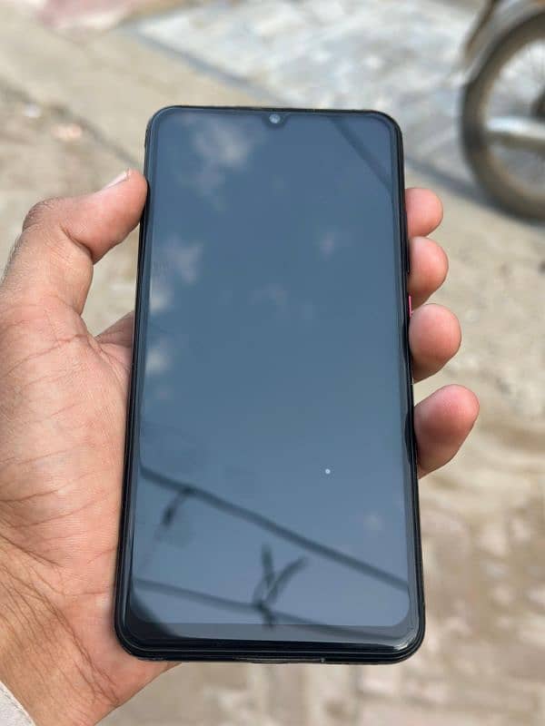 vivo s 1 pro 8 /128 gb 4