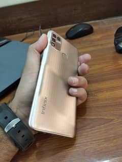 Infinix Hot 11 Play with Box and Charger 9/10 condition