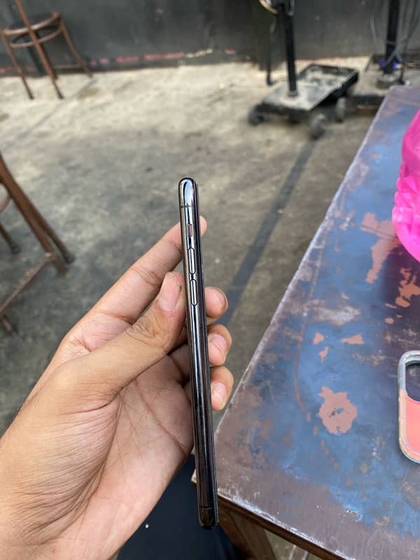 IPhone 11 pro max non pta 3