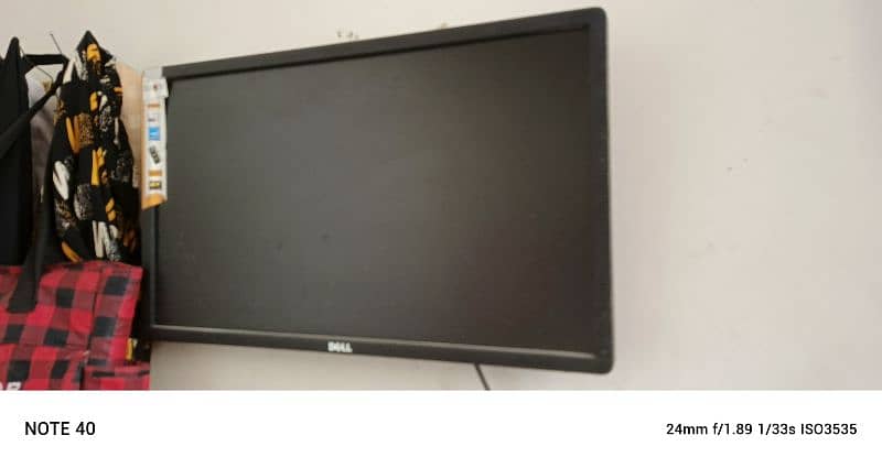 DELL LED 22 INCH 3