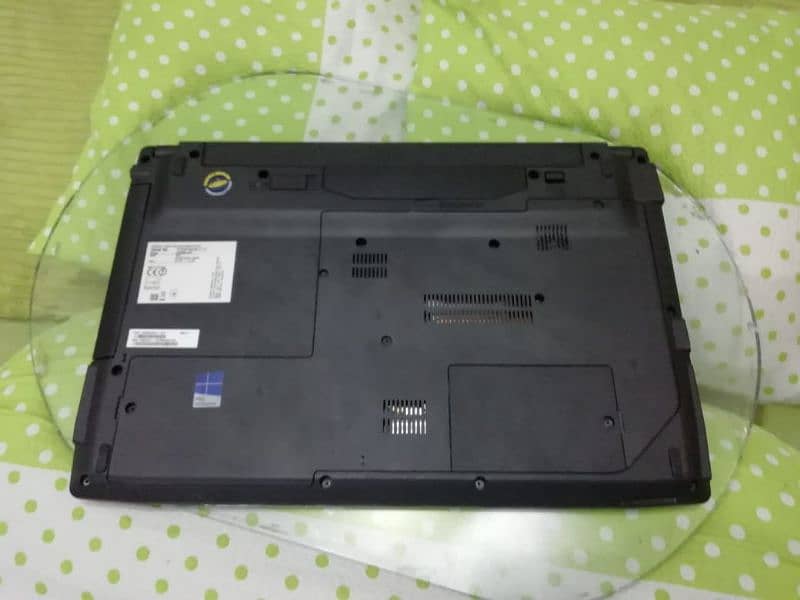 Fujitsu core i5 5th Generation laptop made in Germany 15.6 " Display 2