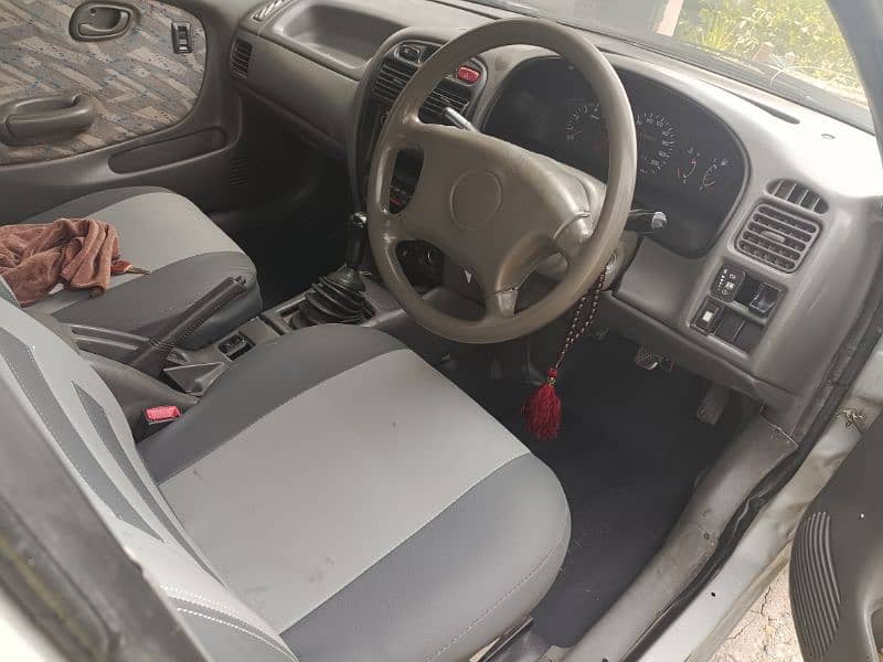 Suzuki Baleno 2004-03448916758 18