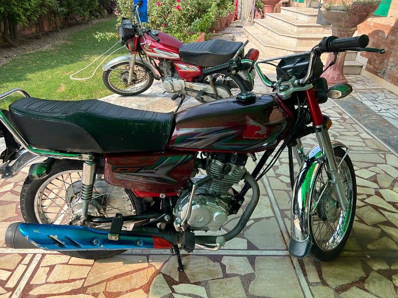 Honda 125 excellent condition 6