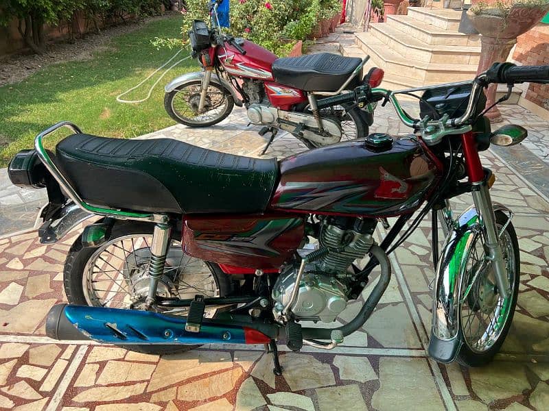 Honda 125 excellent condition 7