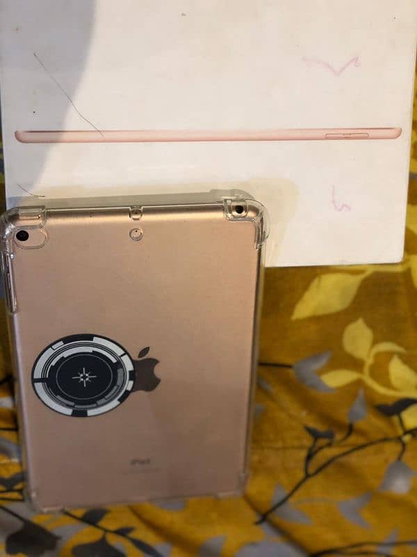 IPAD MINI 5 64 GB WITH BOX ONLY 2