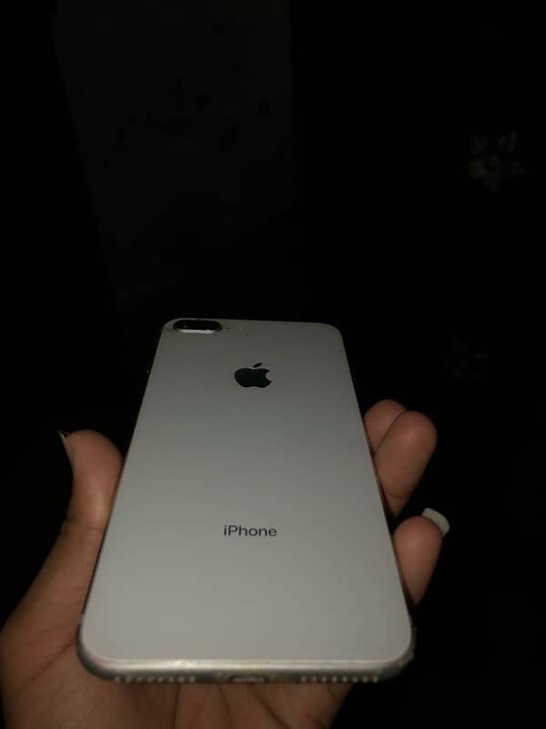 iPhone 8 Plus 5