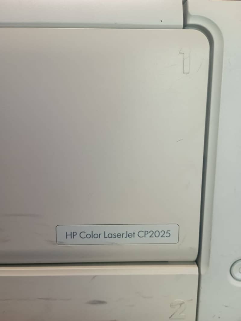 Hp Color Laserjet CP2025 2