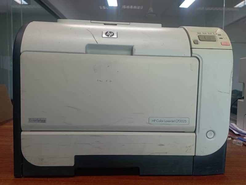 Hp Color Laserjet CP2025 3