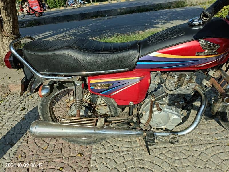 Honda bike original condition first hand used complete file 5