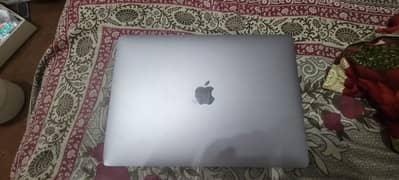 MacBook