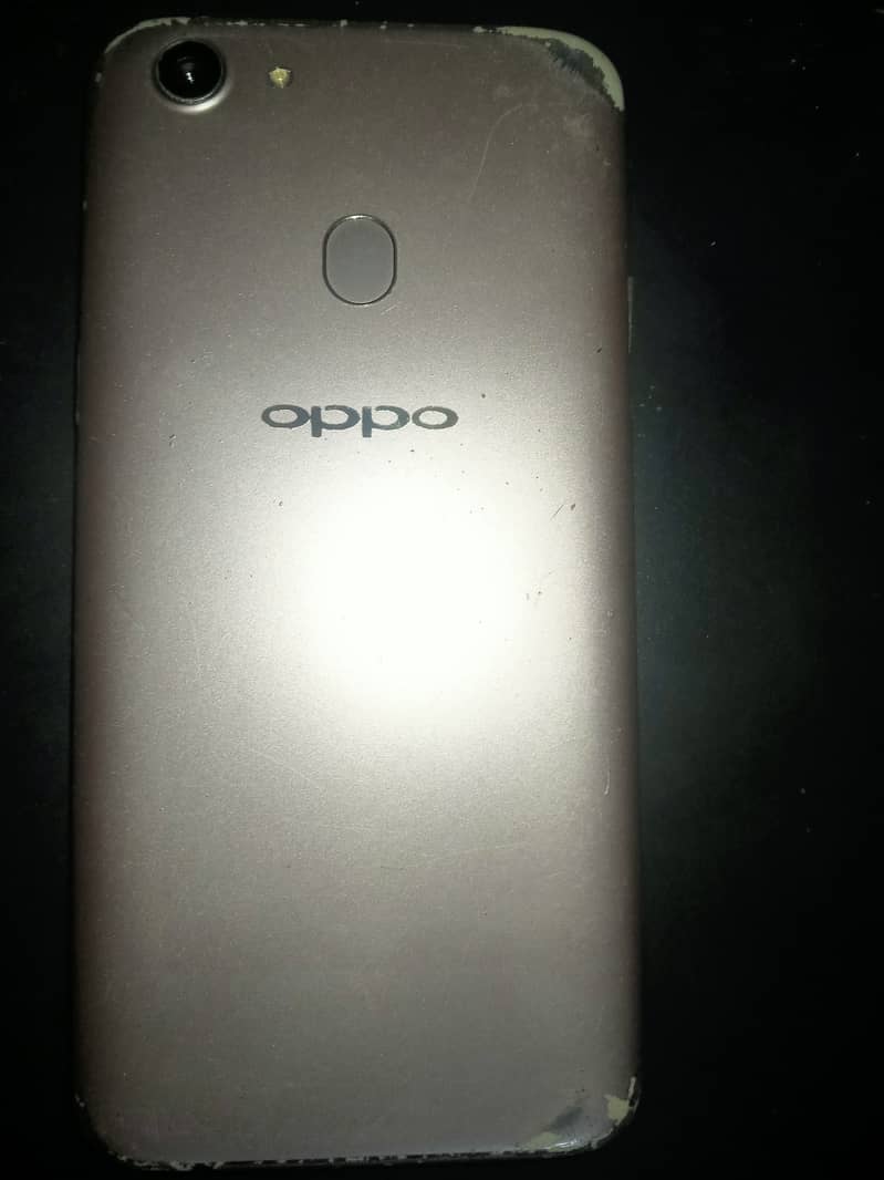 Oppo F5 1