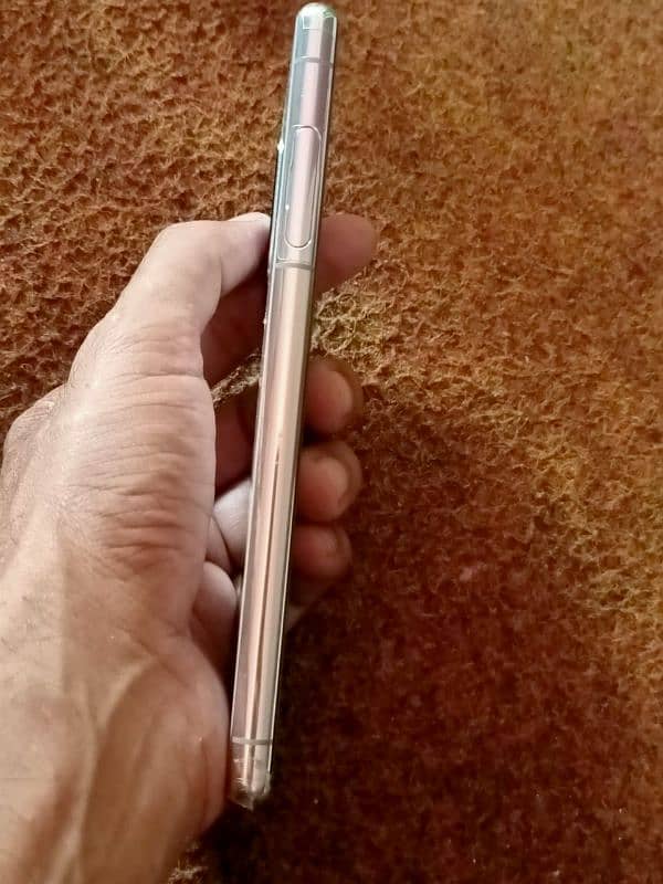 Sony Xperia 5 9.9/10 Condition 6