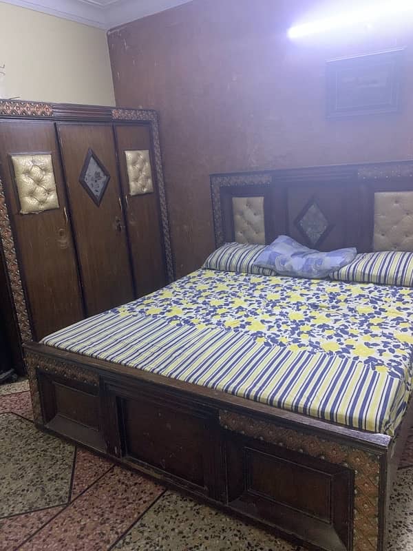 bed room set four pcs 0