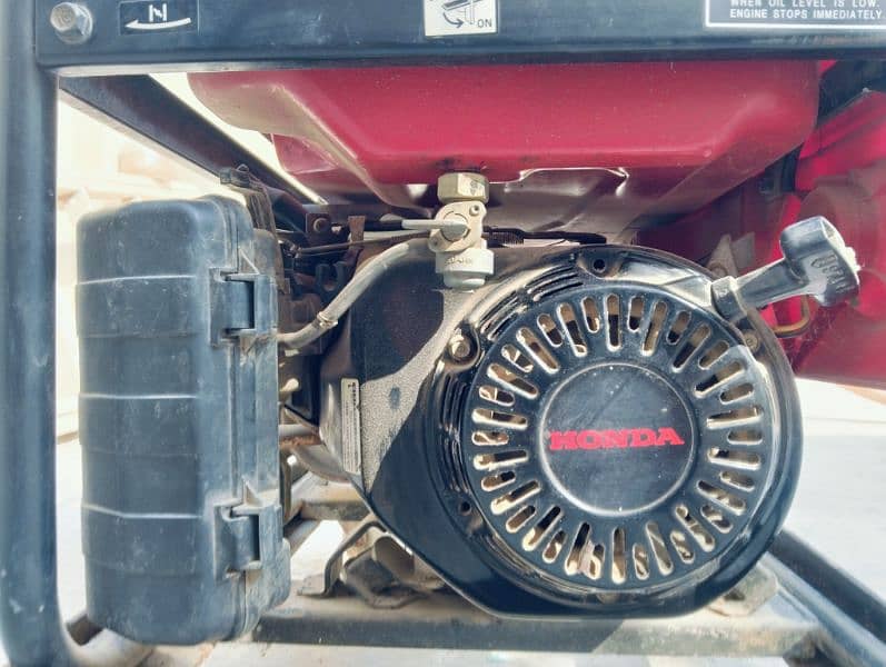 Honda 2500CX 2.5kv 4