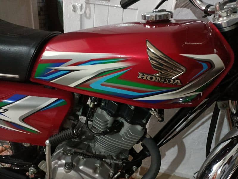 Honda 125 23/24 Islamabad Number Lush Condition 0