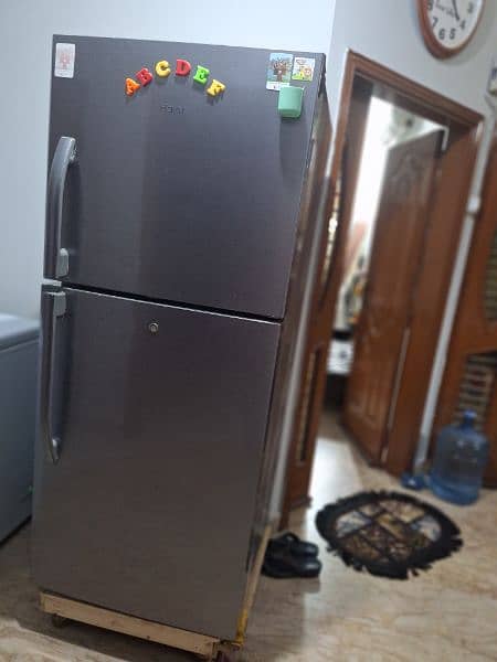 haire fridge 1