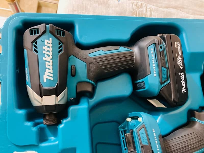 makita drill and impact driver 0