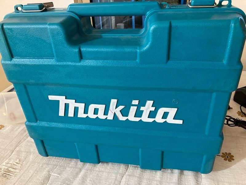 makita drill and impact driver 9