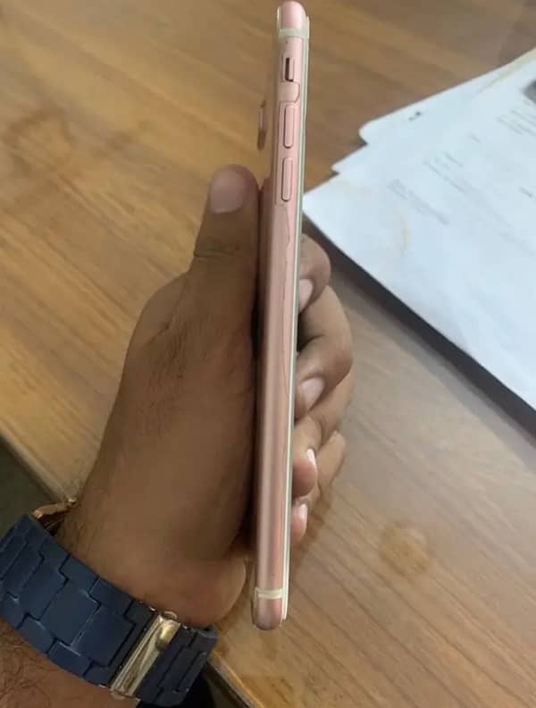 iPhone 7 Plus PTA 128 1