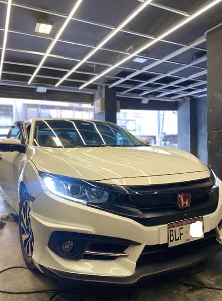 Honda Civic Oriel 2018 0