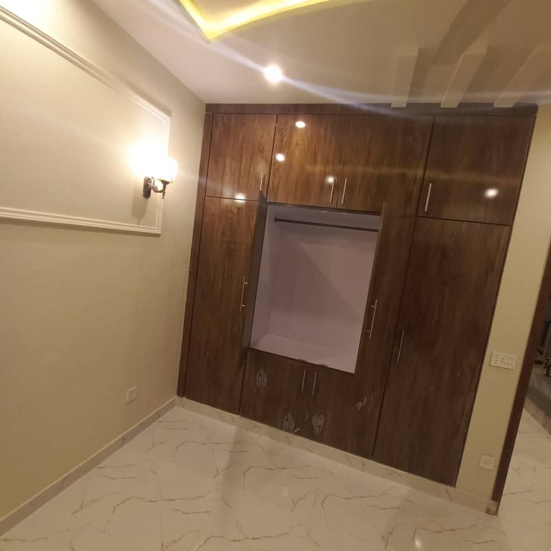 5 MARLA BRAND NEW HOUSE FOR SALE IN DHA RAHBAR 5