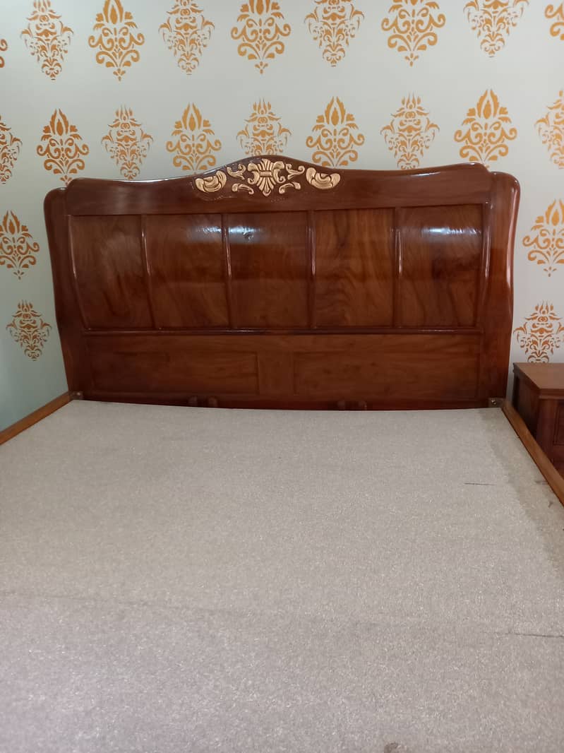 New condition Bed Set 0321//512//0593 pure wood good condition 7