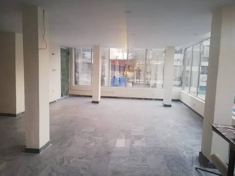 Third Floor 1800sqft Office Availabe For Rent 3