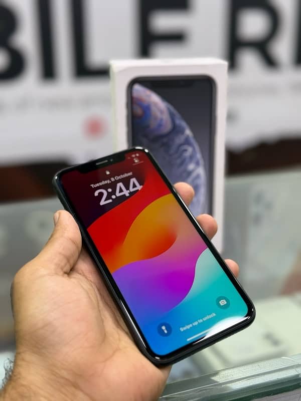 Apple Iphone XR 64GB Pta approved 0