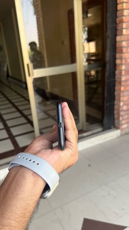 IPHONE Xr 64gb (JV) NON PTA 4