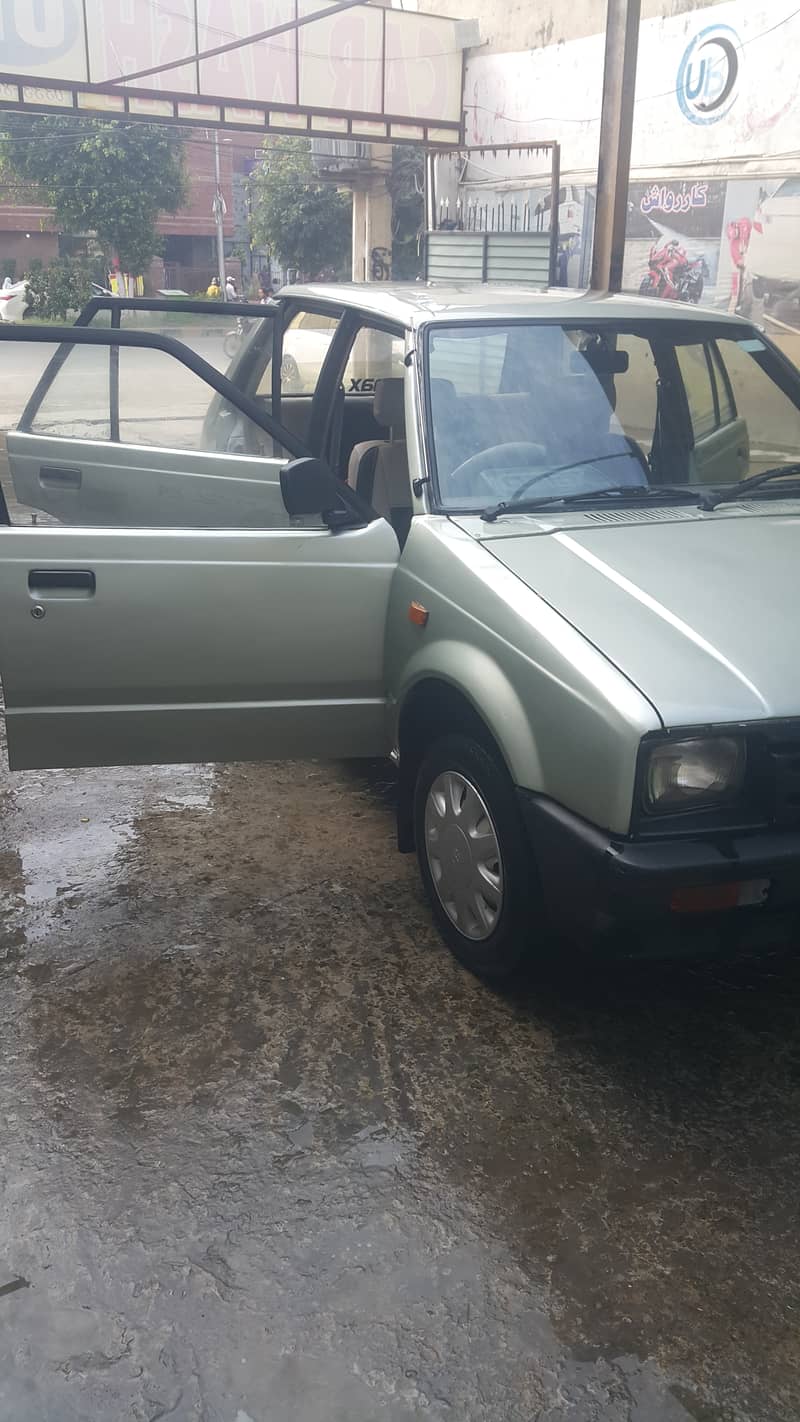 Daihatsu Charade 1984 Petrol 2