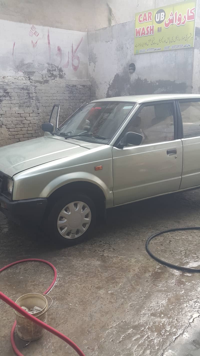 Daihatsu Charade 1984 Petrol 4