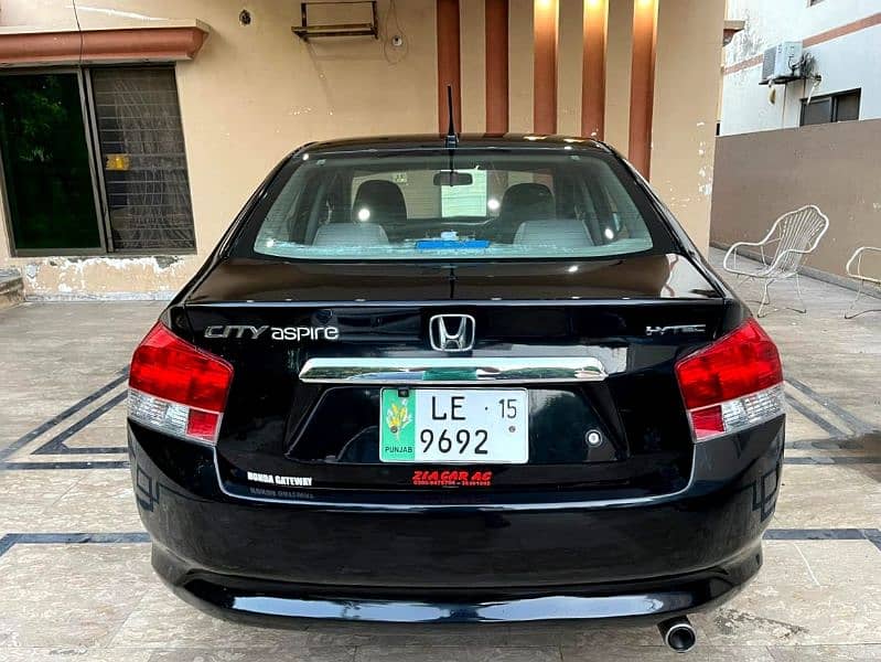 Honda City Aspire 2014 9