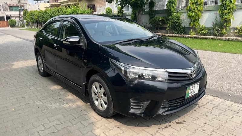 Toyota Corolla GLI 2015 Auto 2