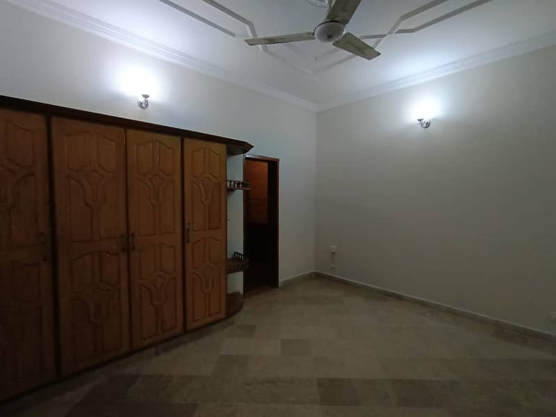 Upper Portion Is Available For Rent 3