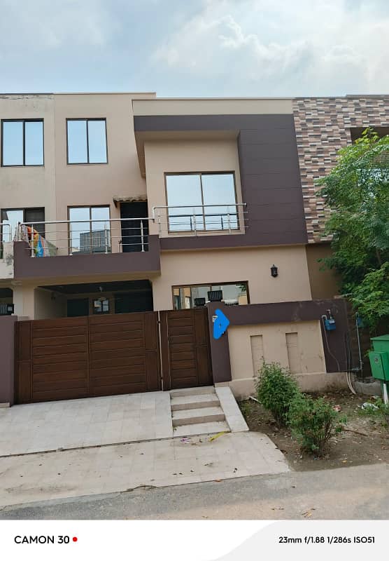 5 Marla Used House Is Available For Sale In Bahria Town CC Block 0