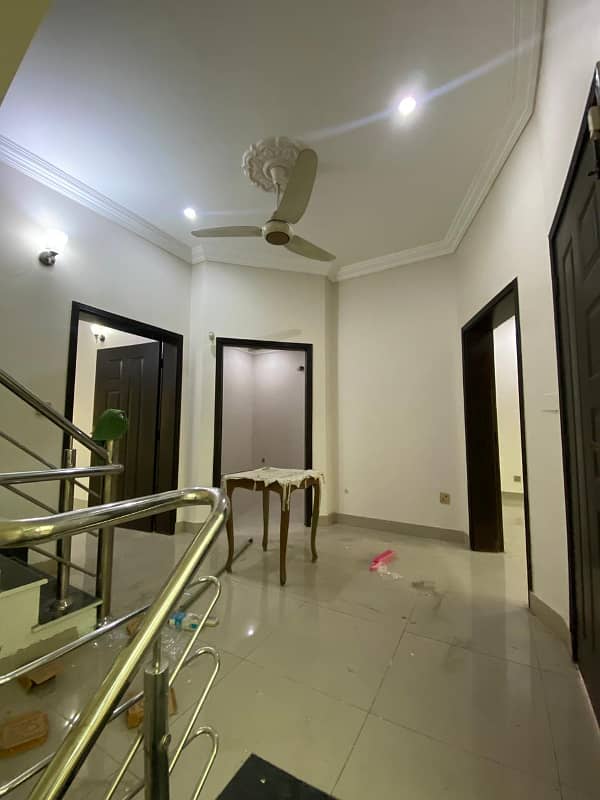 5 Marla Used House Is Available For Sale In Bahria Town CC Block 2