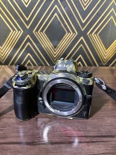 Nikon Z6 With 35mm 1.4 & Ftz Adapter