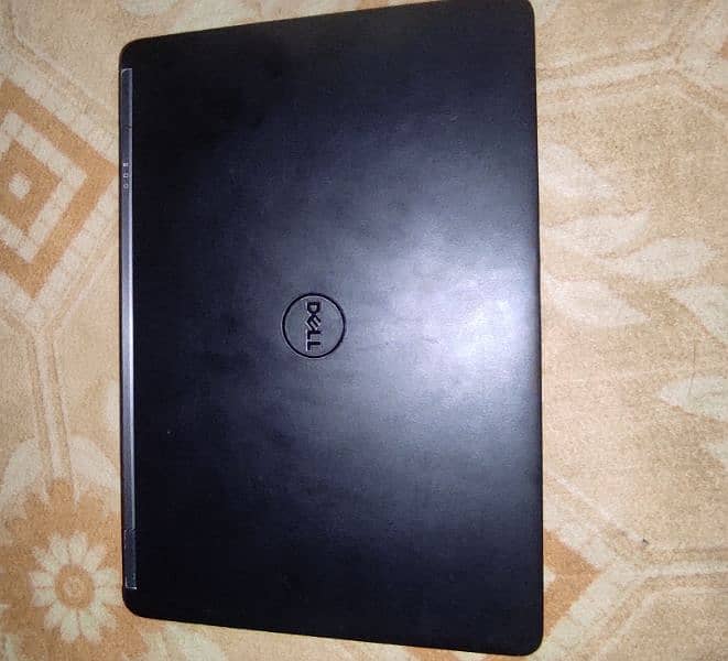 dell laptop 1